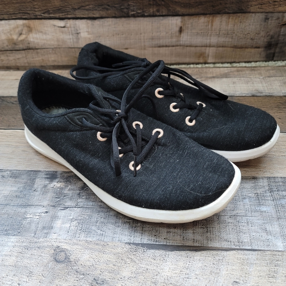 Merinos Charcoal Gray Women's sz 11 Sneakers Athletic shoes Wool